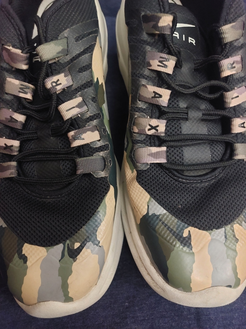 Nike Air Max Women's Camo Print Athletic Shoes in Black and Olive Sz 8 - Picture 2 of 16